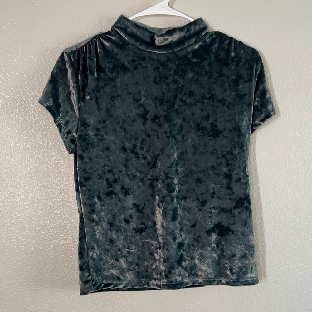 Teal, crushed velvet, mock turtle neck top. Size medium